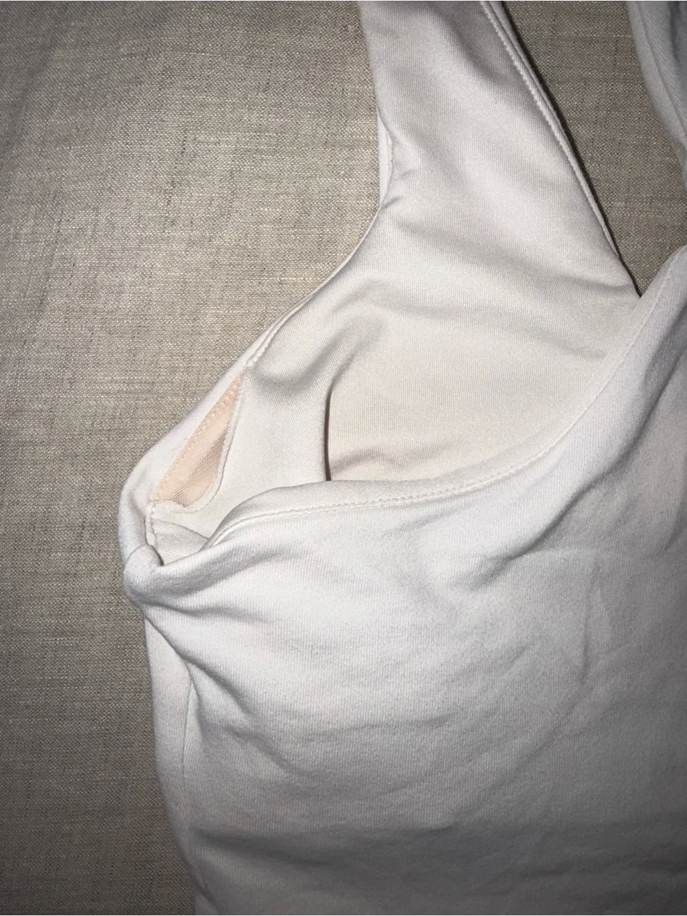 Alo Yoga Airbrush Real Bra Tank in White